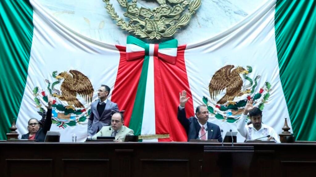 Reforma a la Ley de Salud de Michoacán contempla espacios dignos de espera para familiares de pacientes hospitalizados.