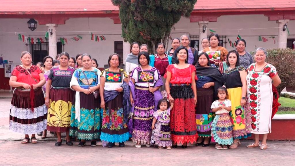 El Congreso de Michoacán aprobó reformas para fortalecer al sector artesanal mediante consejos municipales, espacios permanentes de comercialización y nuevas responsabilidades para los ayuntamientos. La diputada Eréndira Isauro Hernández destacó la incorporación de propuestas para impulsar esta actividad.